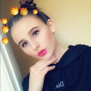 Meet your Posher, Natalie